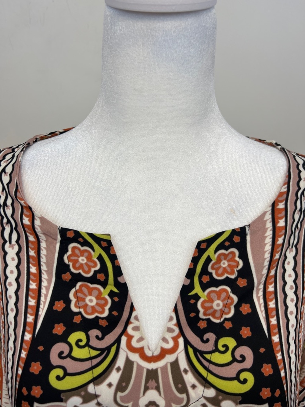 Belle by Kim Gravel Blouse Black, Pink, Lime & Orange Floral Print Boho Size 3X - Picture 6 of 14